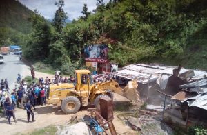 home collapse2